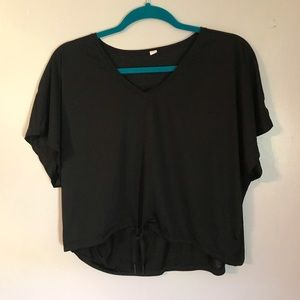 Lulu Lemmon work out crop